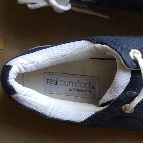 Shoes - Picture 2 of 5